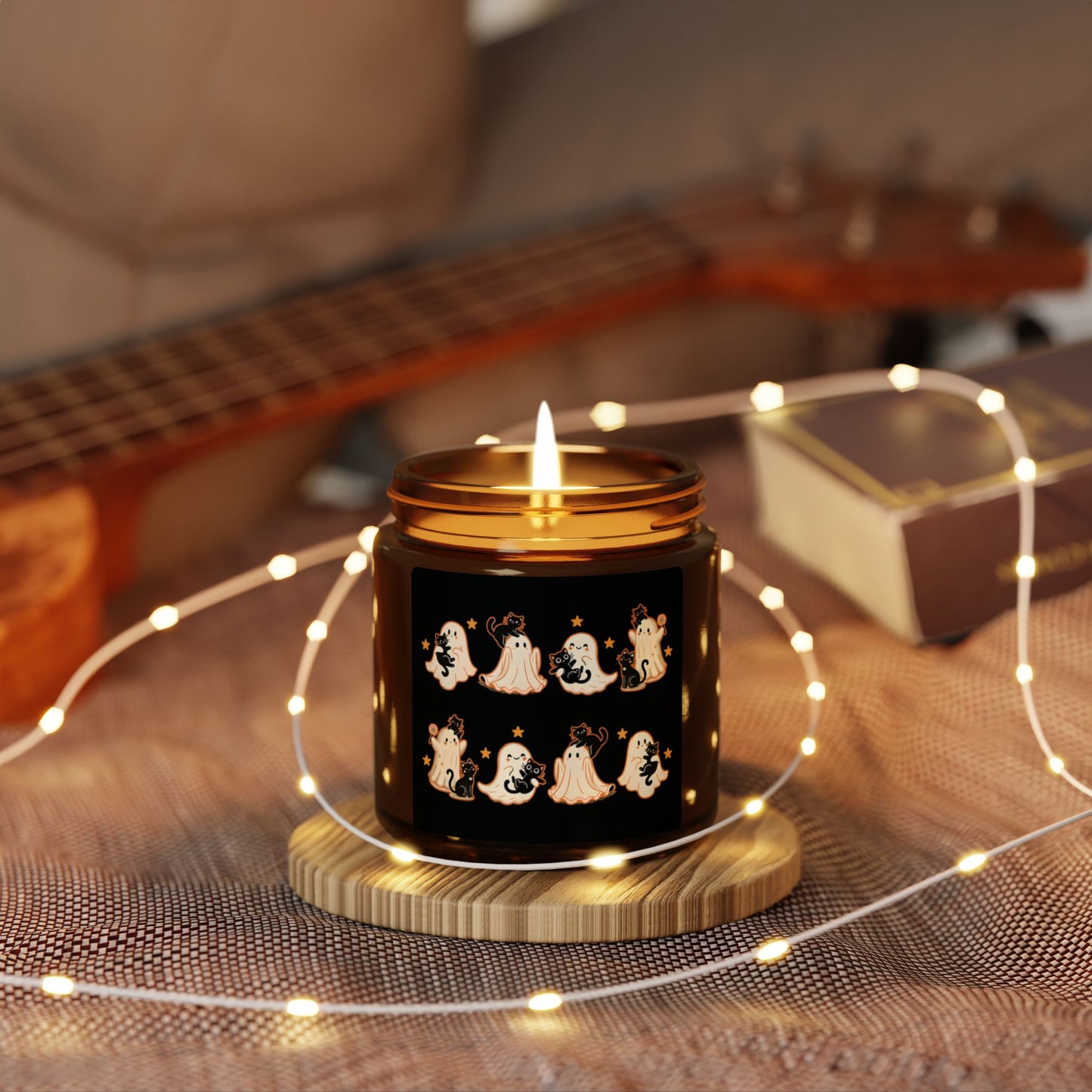 Halloween Themed Scented Soy Candle, Cozy Autumn Decor, Gift for Halloween Party, Seasonal Aromatherapy, Spooky Home Fragrance